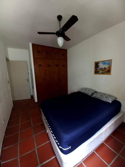 Apartamento 500M Da Praia Enseada, Гуаружа Экстерьер фото